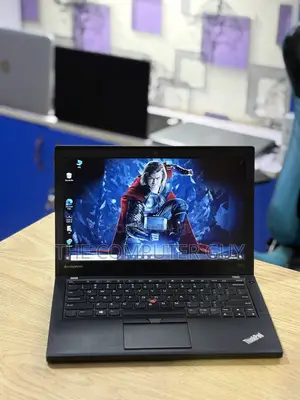 Laptop Lenovo ThinkPad X250 4GB Intel Core i5 HDD+SSD 128GB
