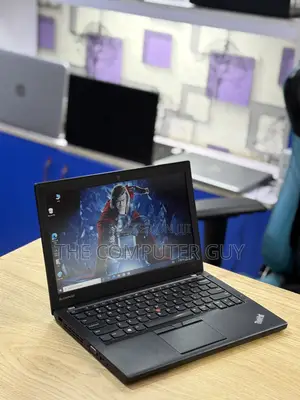 Laptop Lenovo ThinkPad X250 4GB Intel Core i5 HDD+SSD 128GB