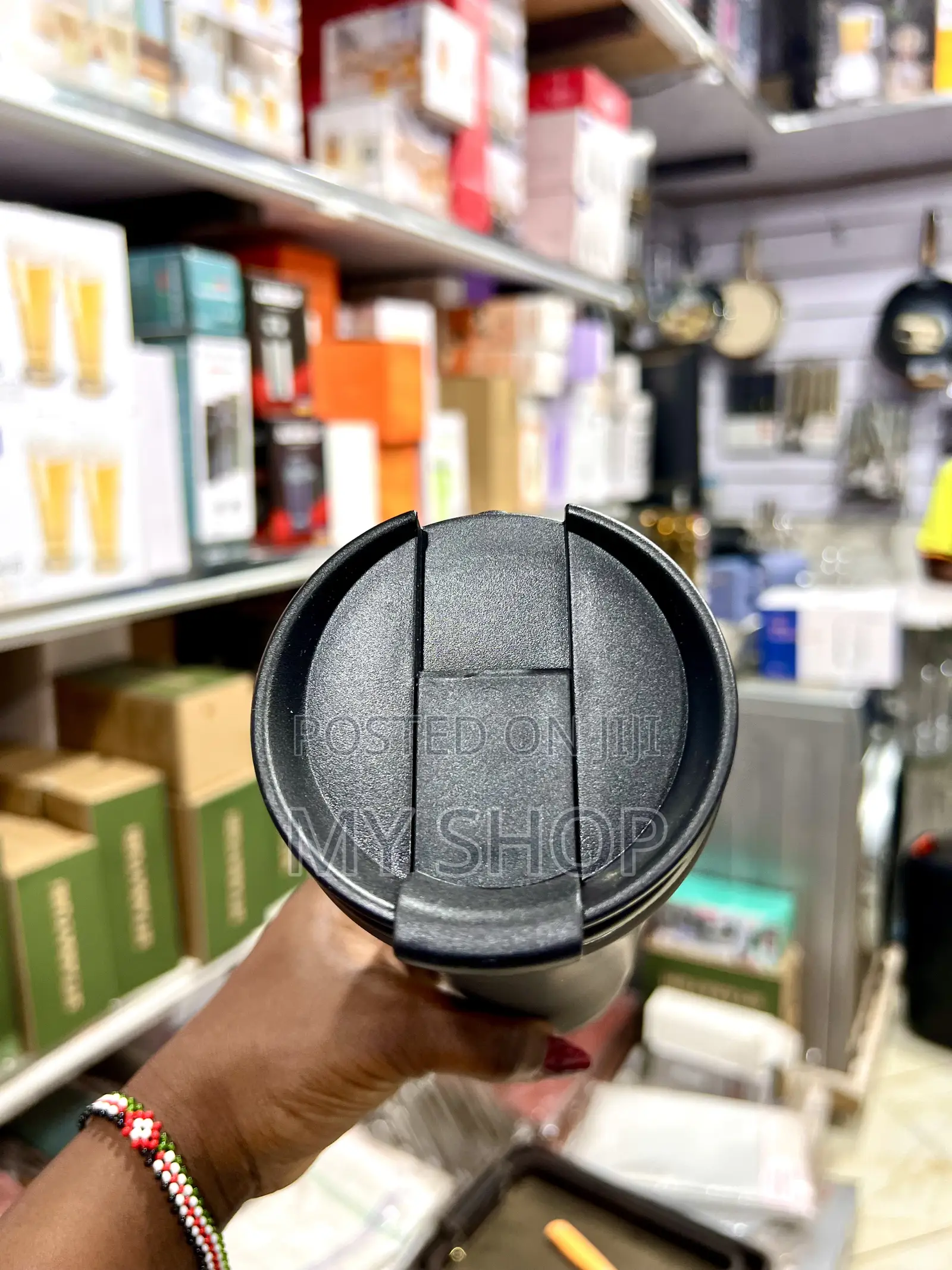 Stay Refreshed at Work With This Stylish Vacuum Cup