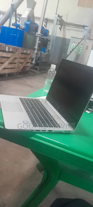 Laptop HP EliteBook 840 16GB Intel Core Ultra 5 SSD 256GB