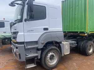 Mercedes-Benz Axor 3340 2011 White, Only the Head Double Axle