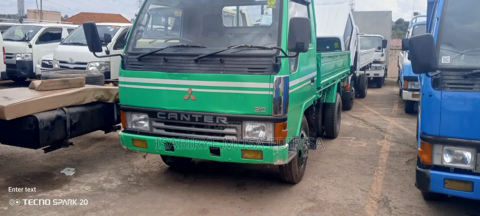 Isuzu ELF Truck 1992 White