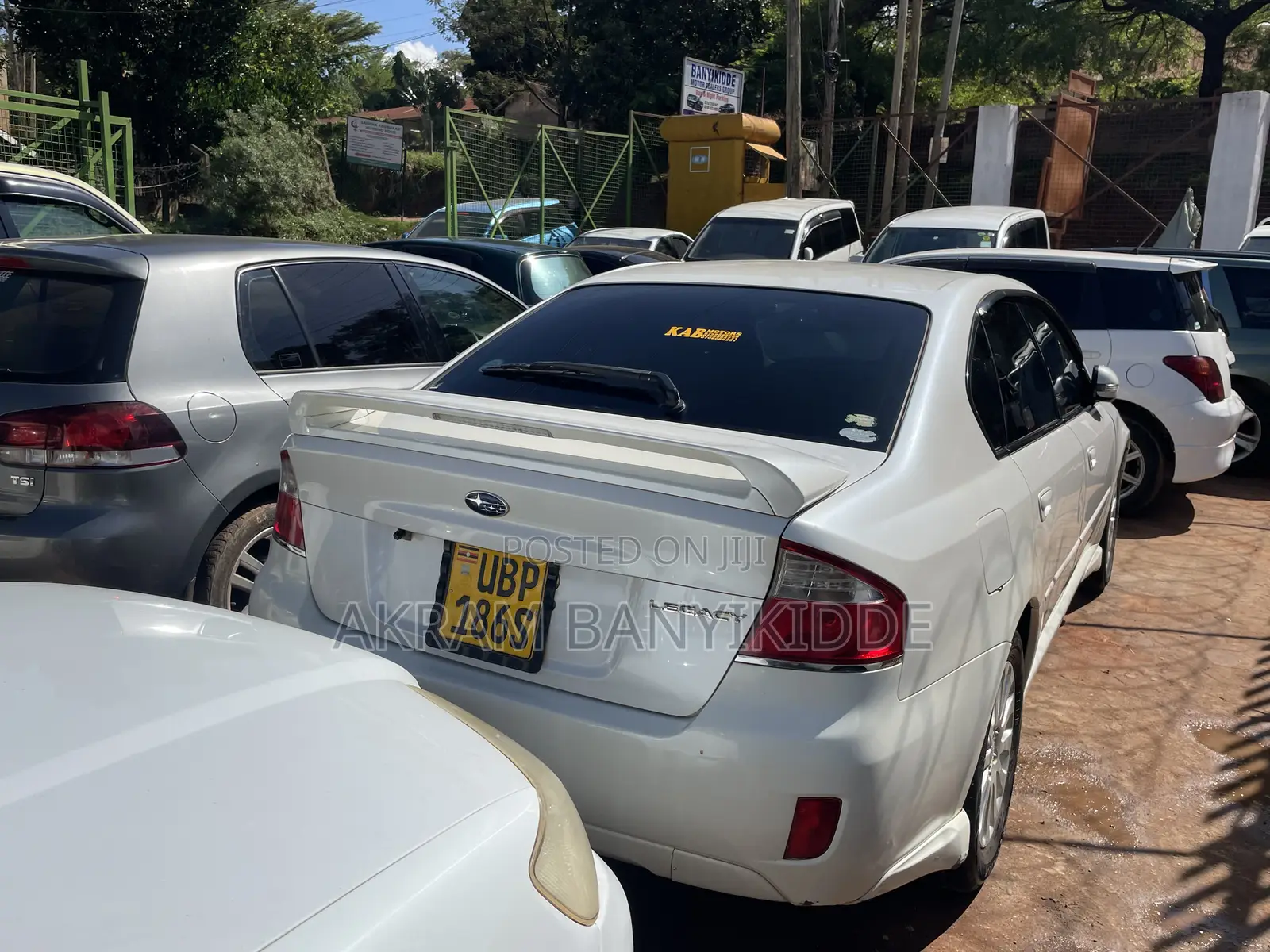 Subaru Legacy 2010 White