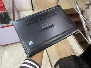 Laptop Dell Latitude 5300 8GB Intel Core i7 SSD 256GB