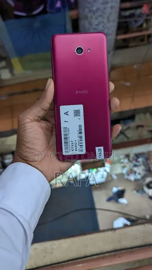 Kyocera KYV45 64 GB Red