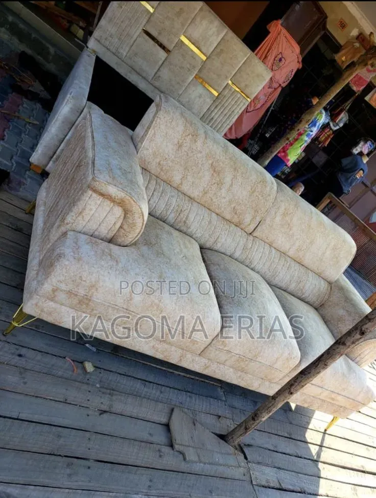 Mordern Sofa Set Three Seater