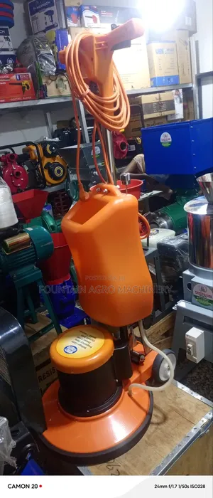 Floor Scrubber Machine