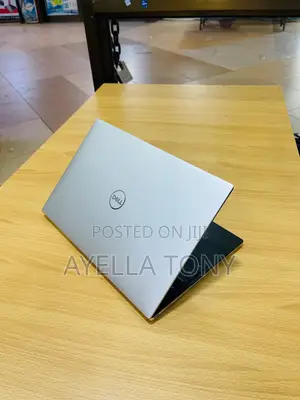 New Laptop Dell XPS 13 9310 16GB Intel Core i7 SSD 512GB