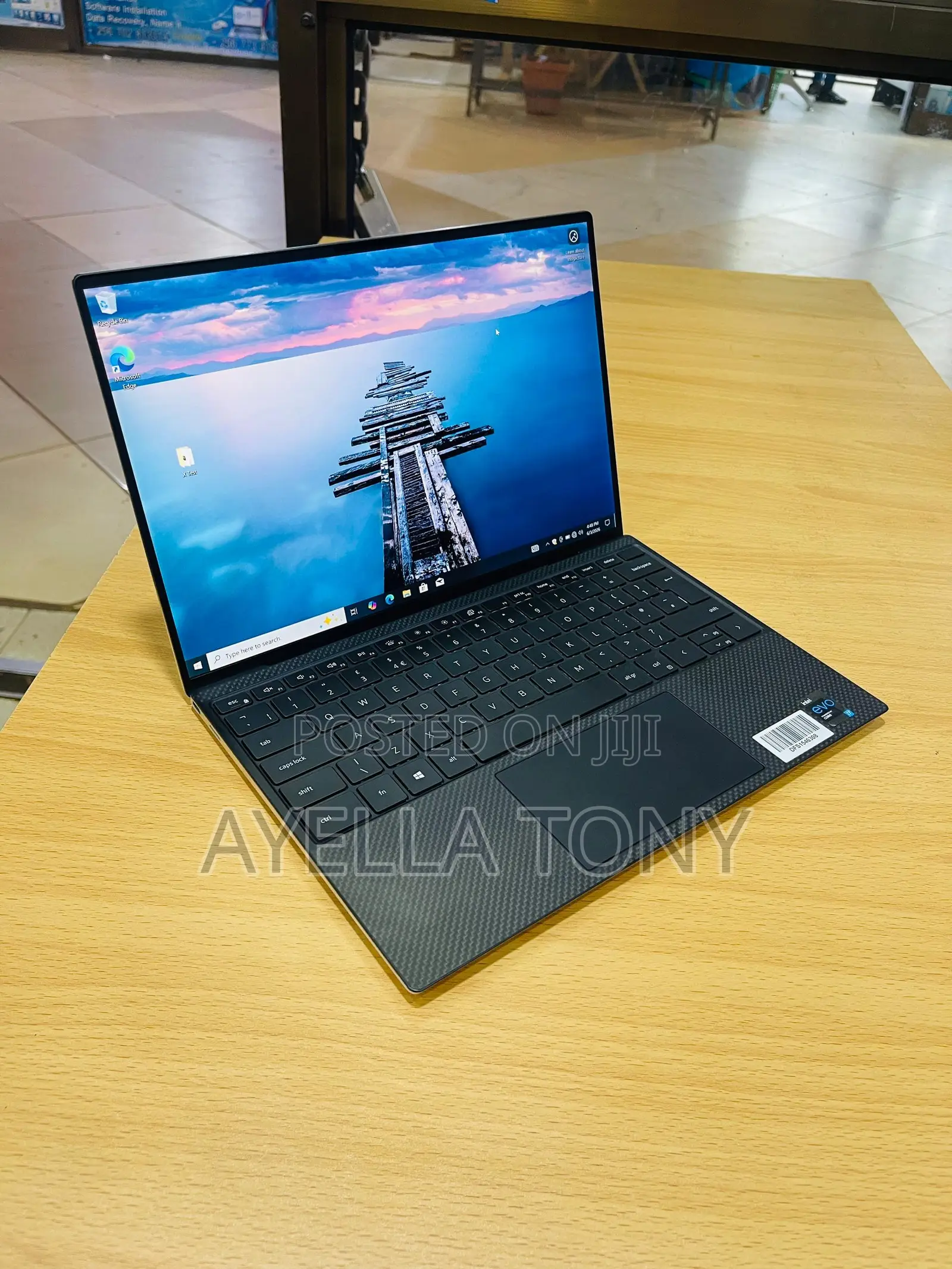 New Laptop Dell XPS 13 9310 16GB Intel Core i7 SSD 512GB