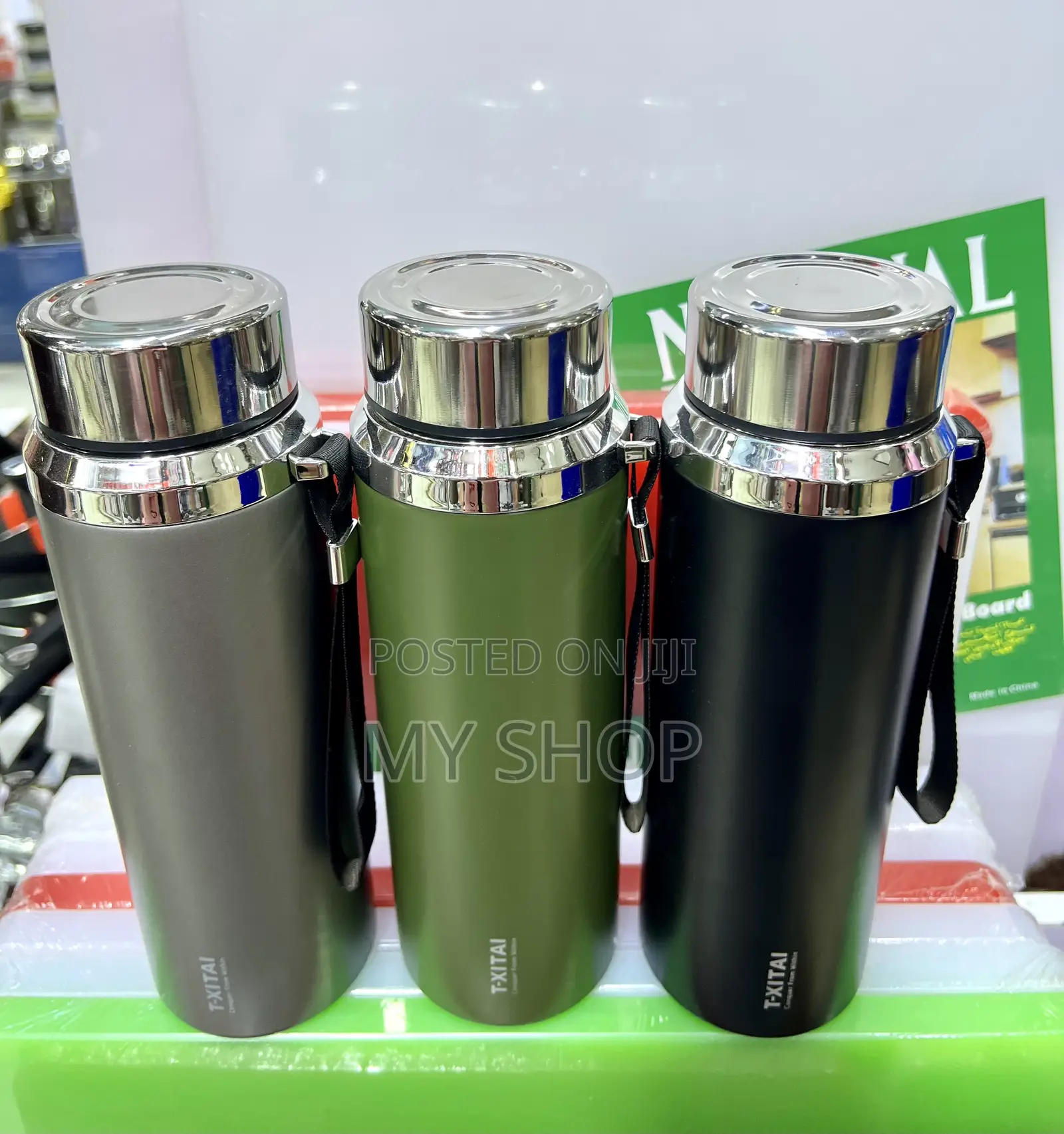 Stay Hydrated Anywhere With Our Insulated Vacuum Bottle