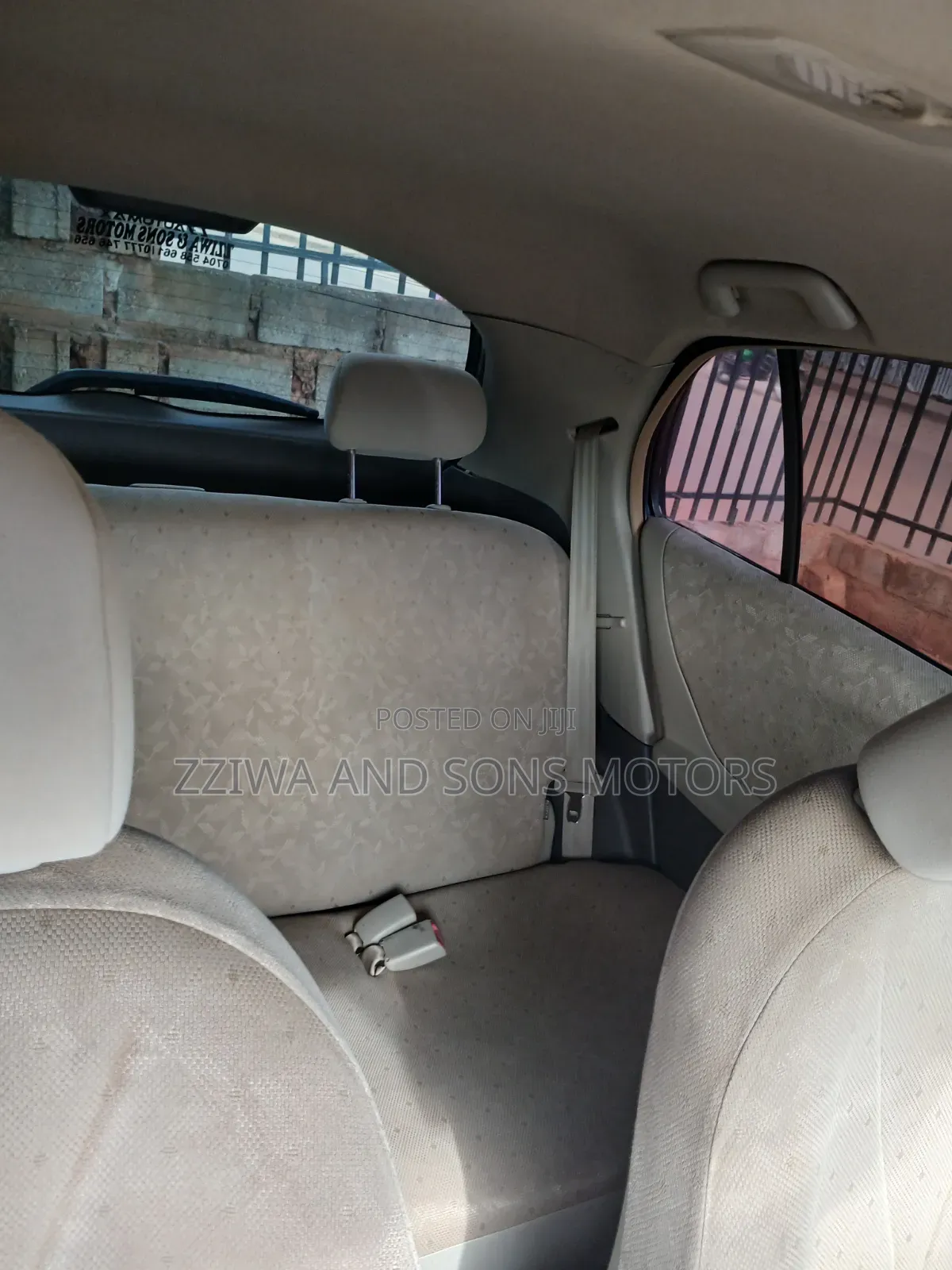 Toyota Vitz 1.5 FWD 5dr 2013 Blue