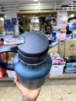 Durable Vacuum Bottle Flask – Designed for Life on the Go