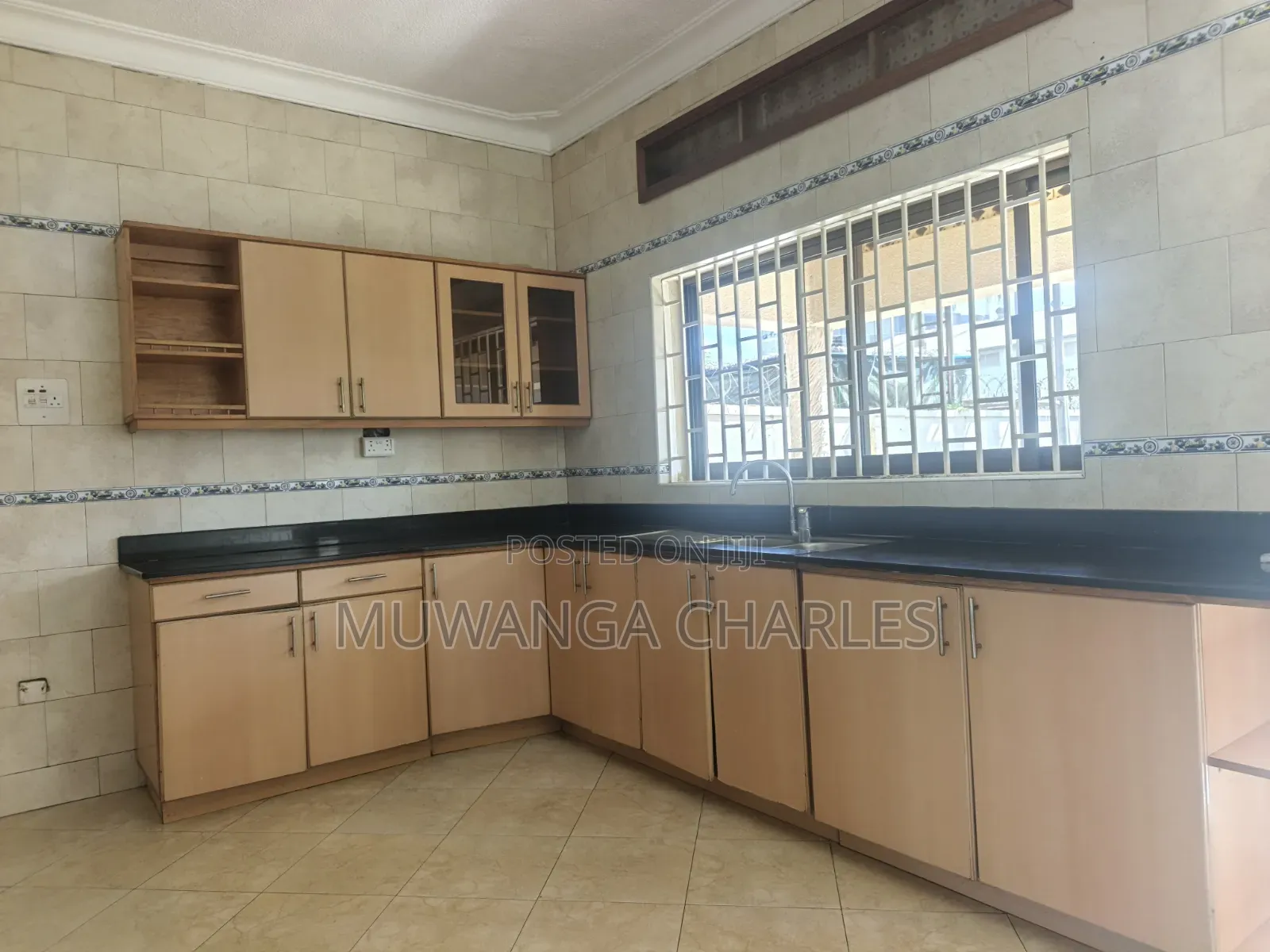 3bdrm Bungalow in Fs Properties Ltd, Nakawa for rent