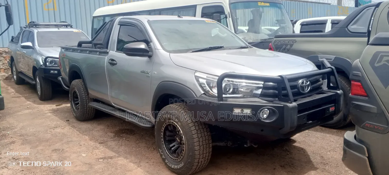 Toyota Hilux 2022 Gold