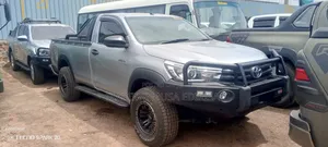 Toyota Hilux 2022 Gold