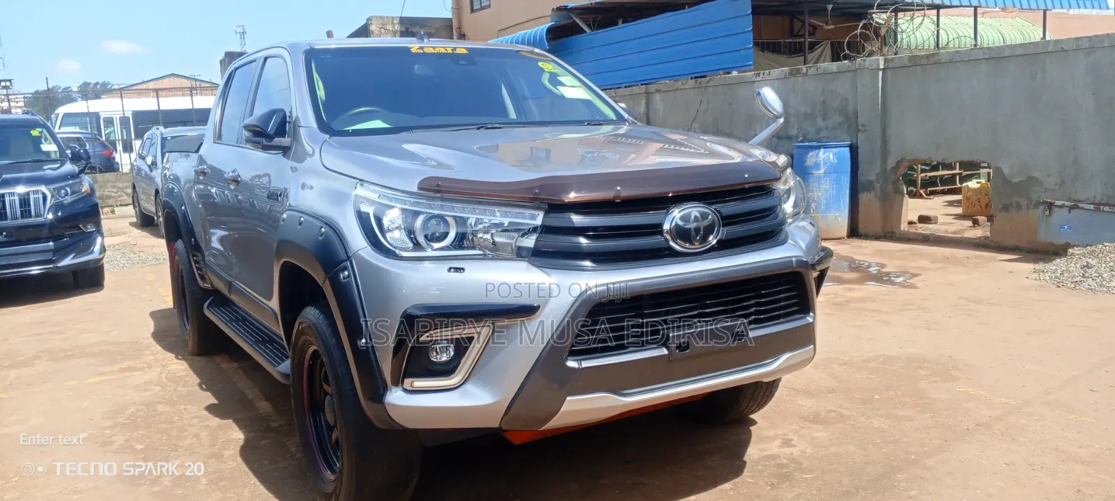 Toyota Hilux 2025 Silver