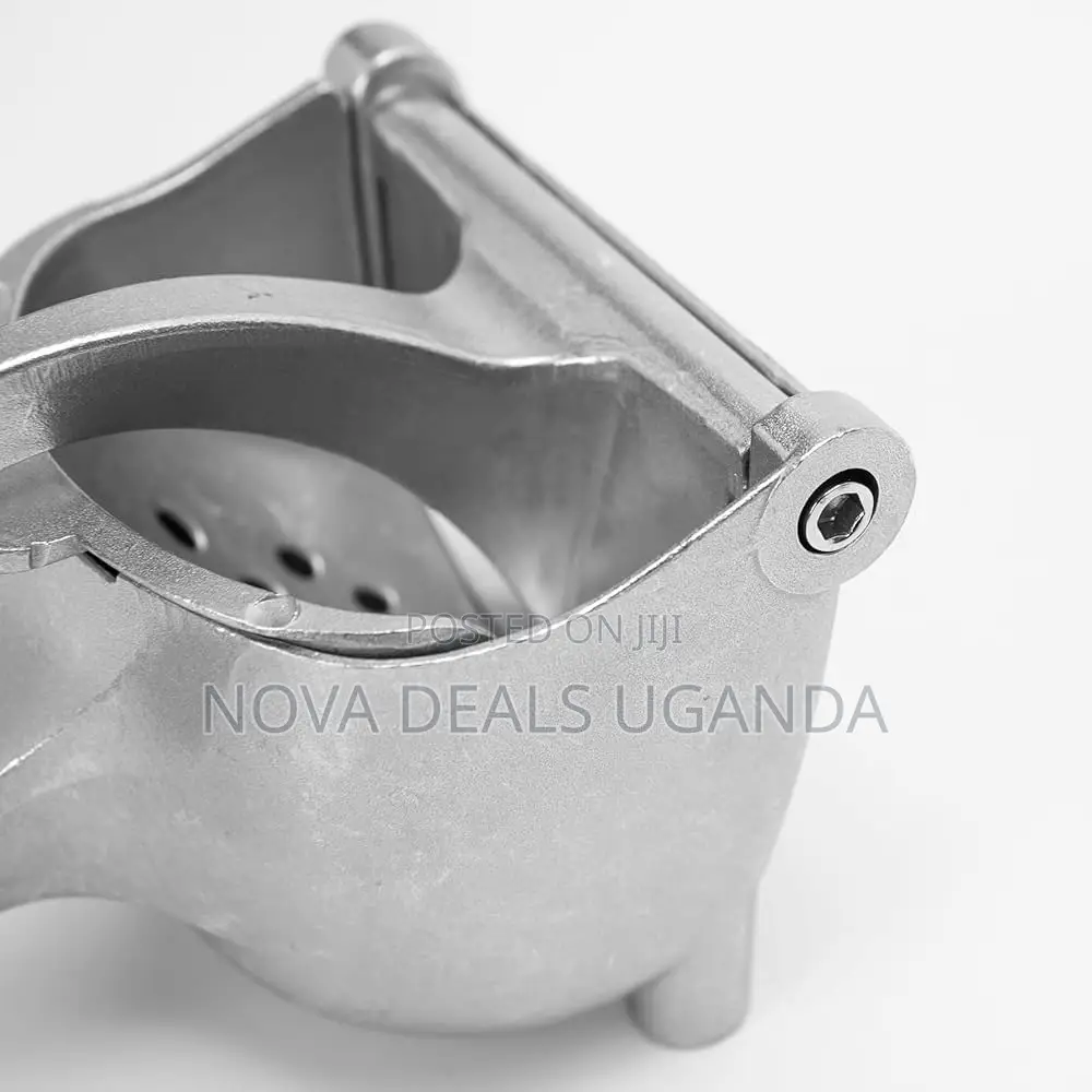Handheld v-Shaped Manual Citrus/Fruit Press With Seed Filter