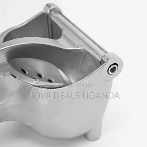 Handheld v-Shaped Manual Citrus/Fruit Press With Seed Filter