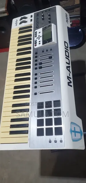 Axiom Air 49 M-Audio