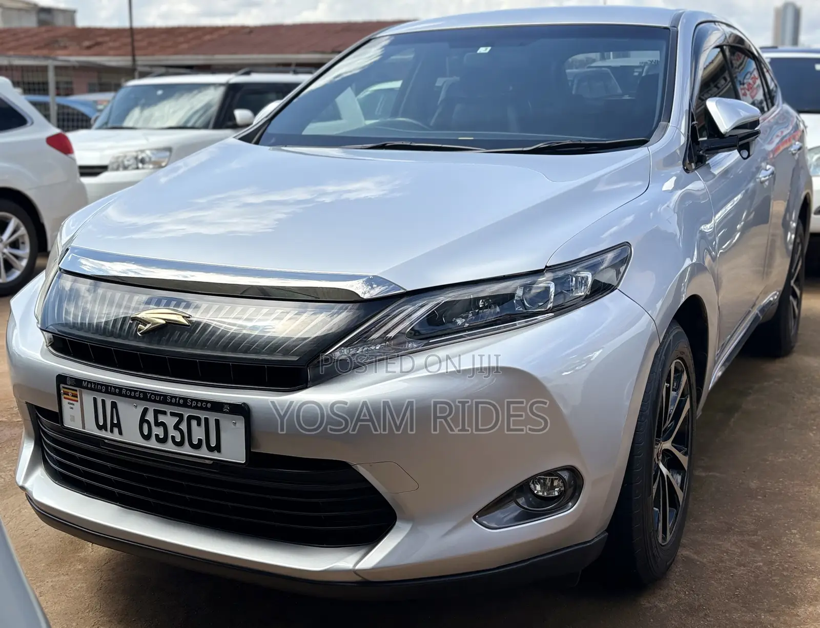 Toyota Harrier 2.0 2015 Silver