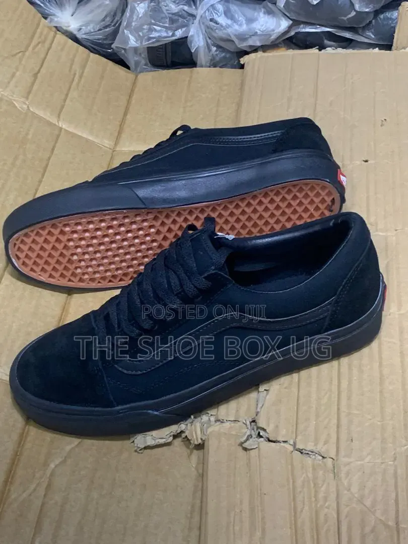 Casual Smart Shoes | Lightweight Comfort, Stylish Street Wear Sneakers