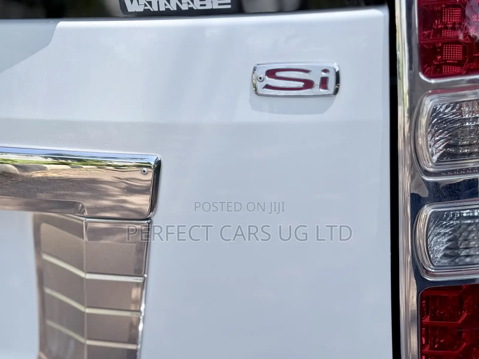 Toyota Noah 2.0 143hp FWD (8 Seater) 2012 Pearl