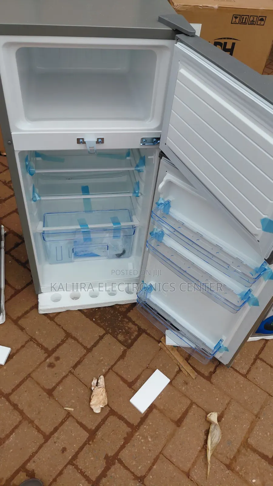 Adh Fridge 138l