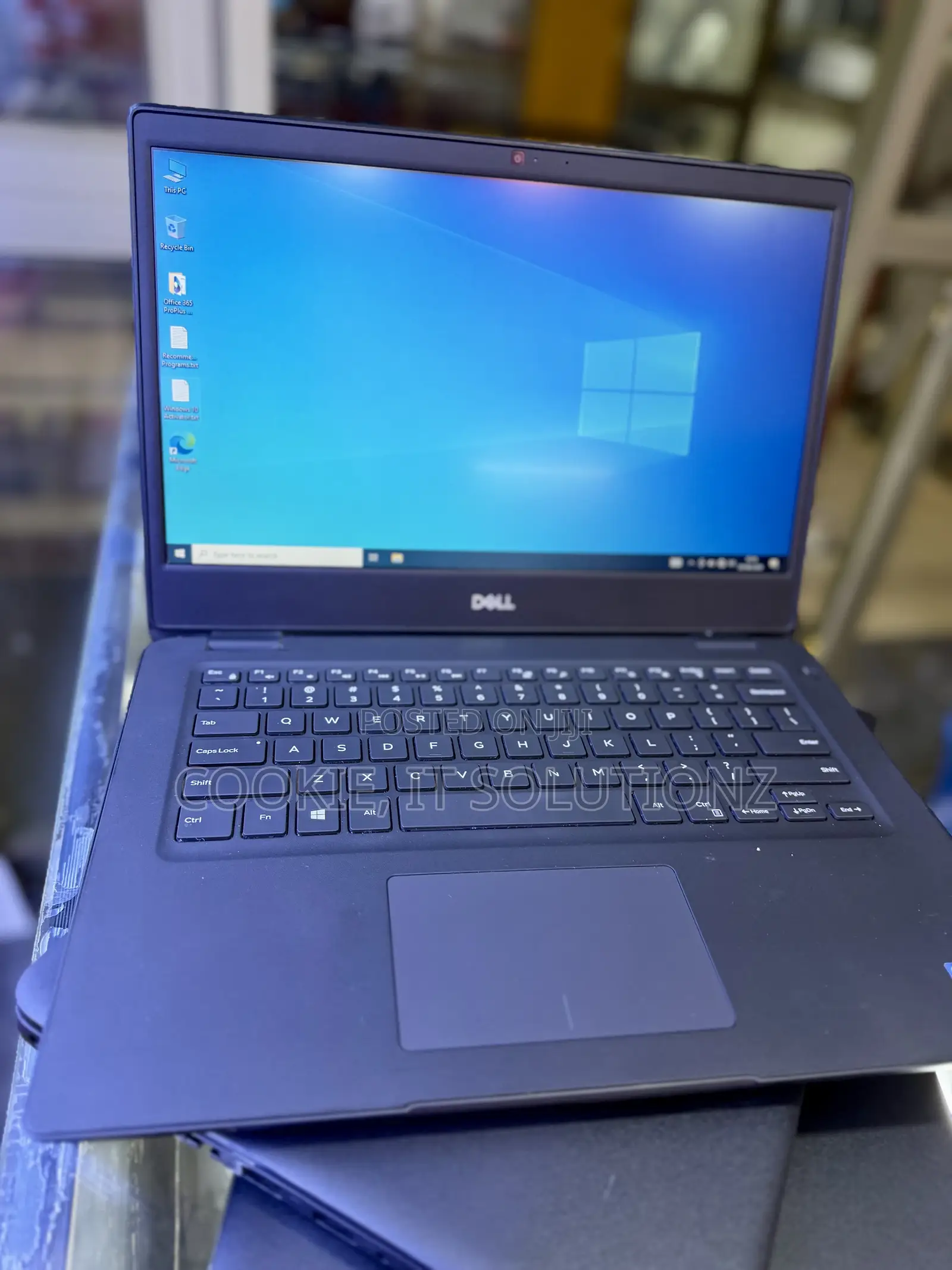 Laptop Dell Latitude 3400 8GB Intel Celeron HDD+SSD 500GB