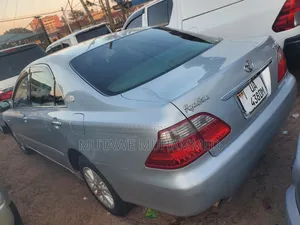 Toyota Crown Majesta 2006 Silver