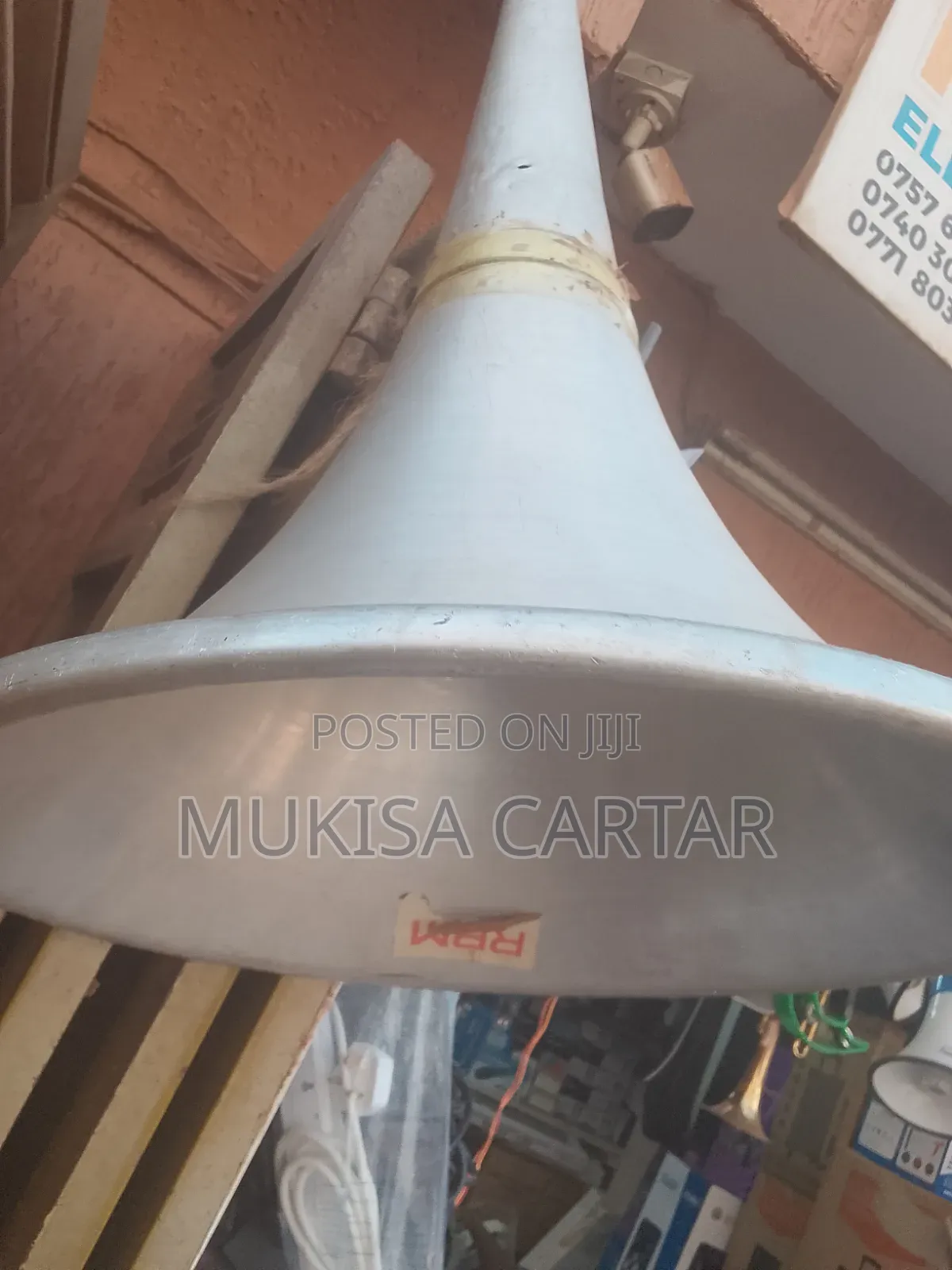 Horn Speaker Big