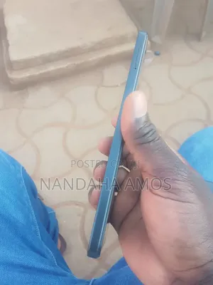 Infinix Hot 60i 128 GB Black