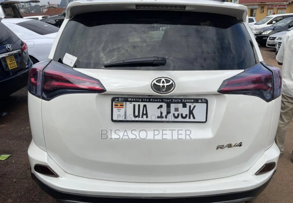 Toyota RAV4 2016 White