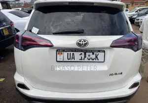 Toyota RAV4 2016 White