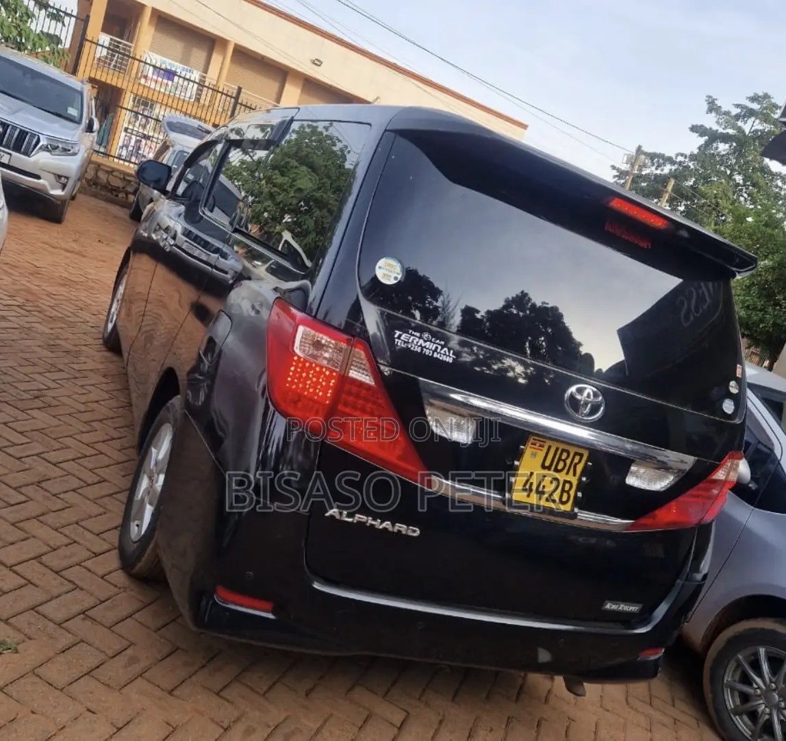 Toyota Alphard 2.4 Petrol AWD 2010 Black