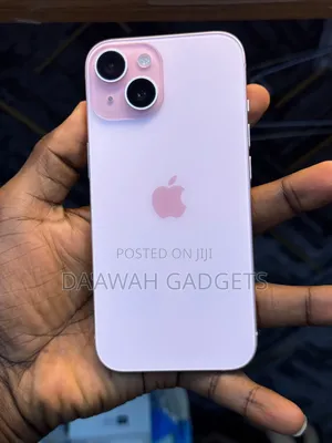 Apple iPhone 15 128 GB Pink