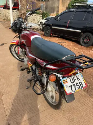 Bajaj CT 125X 2022 Red