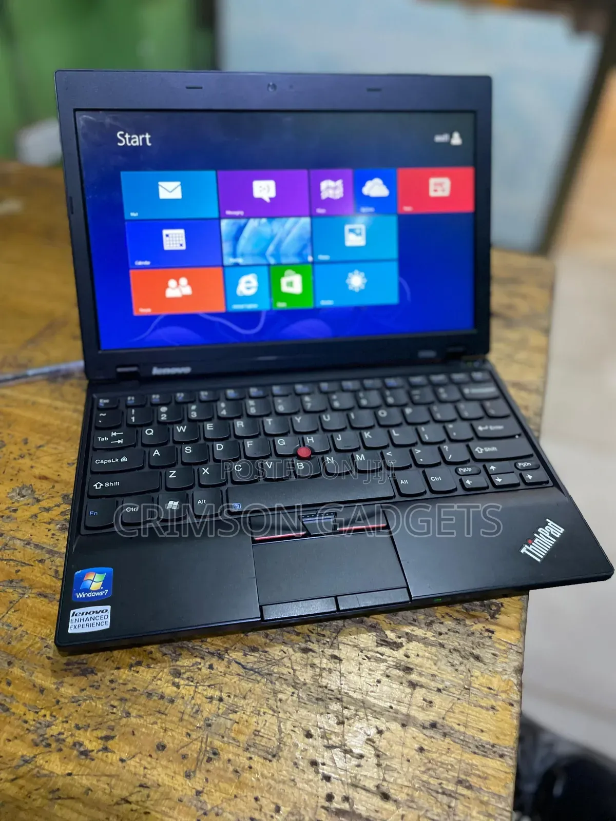 Laptop Lenovo 100e 4GB Intel Celeron HDD 320GB