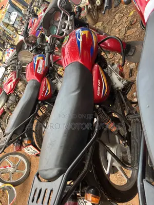 Bajaj CT 125X 2024 Red