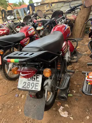 Bajaj CT 125X 2024 Red