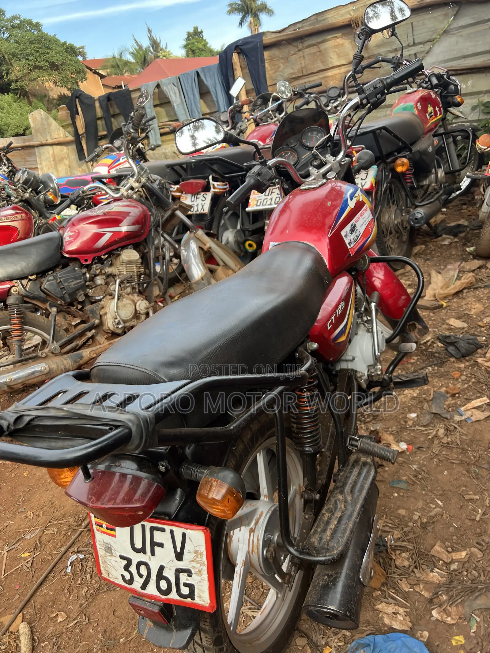 Bajaj CT 125X 2023 Red