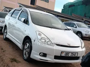 Toyota Wish 2004 White
