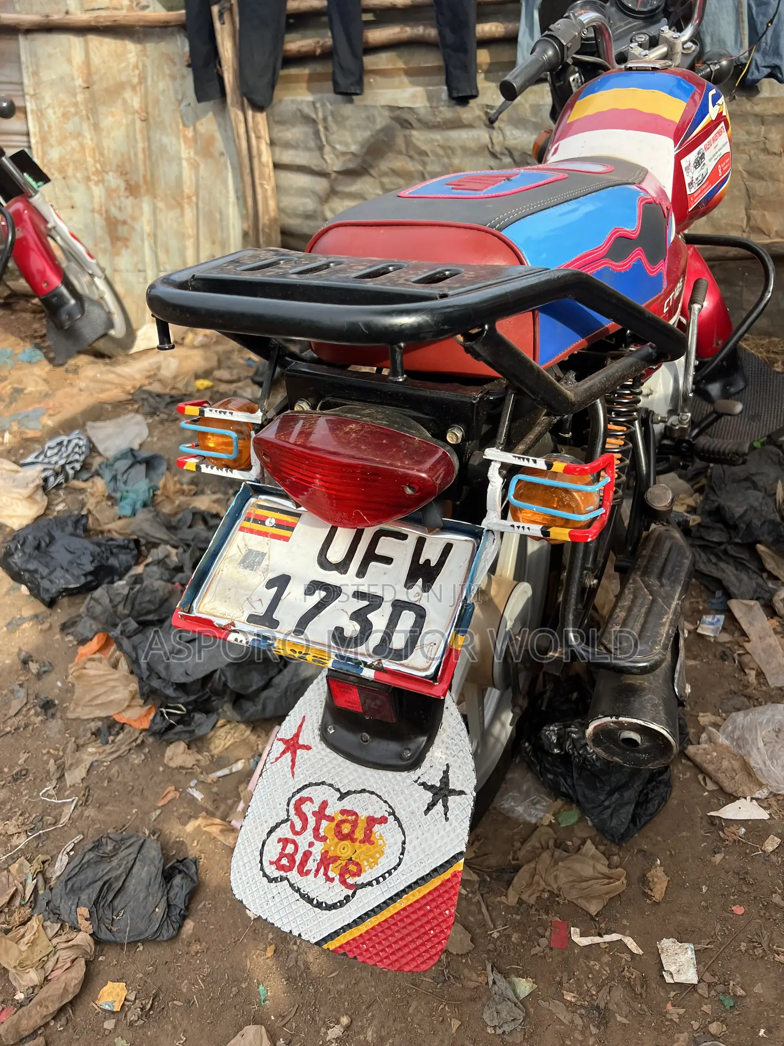 Bajaj CT 125X 2023 Red