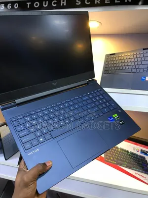 New Laptop HP Victus 16 16GB Intel Core i7 SSD 1T