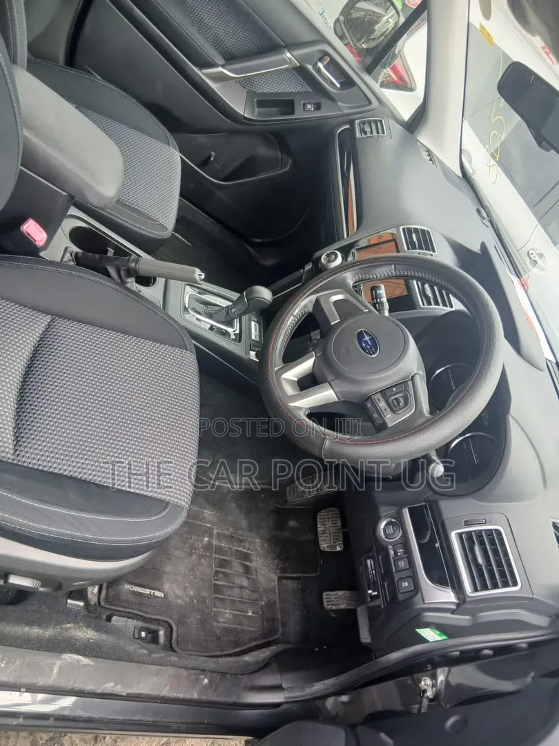 Subaru Forester 2017 Gray