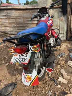 Bajaj CT 125X 2023 Red