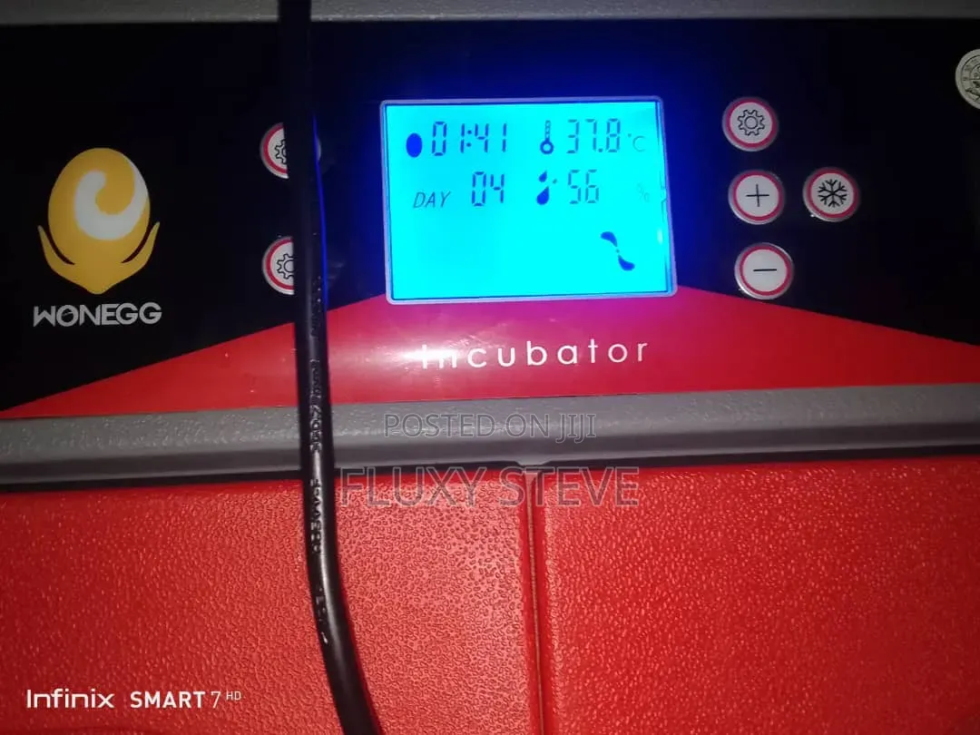 Chinese Red Incubator
