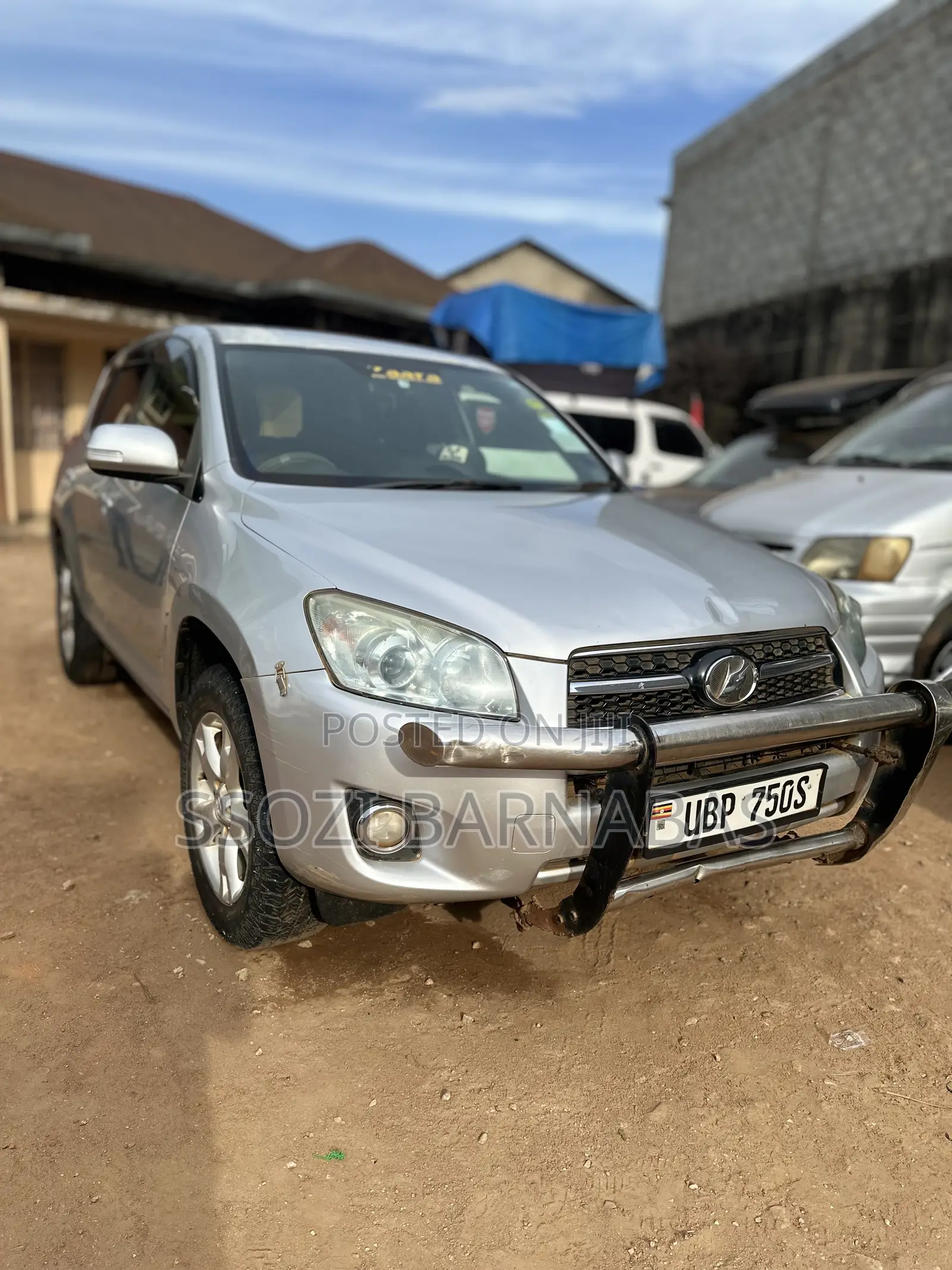 Toyota RAV4 2010 Silver