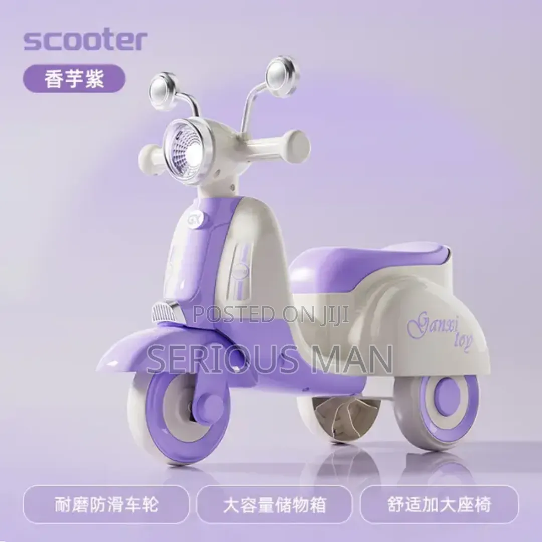 Ganzi Toy Retro Electric Ride-on Vespa Scooter