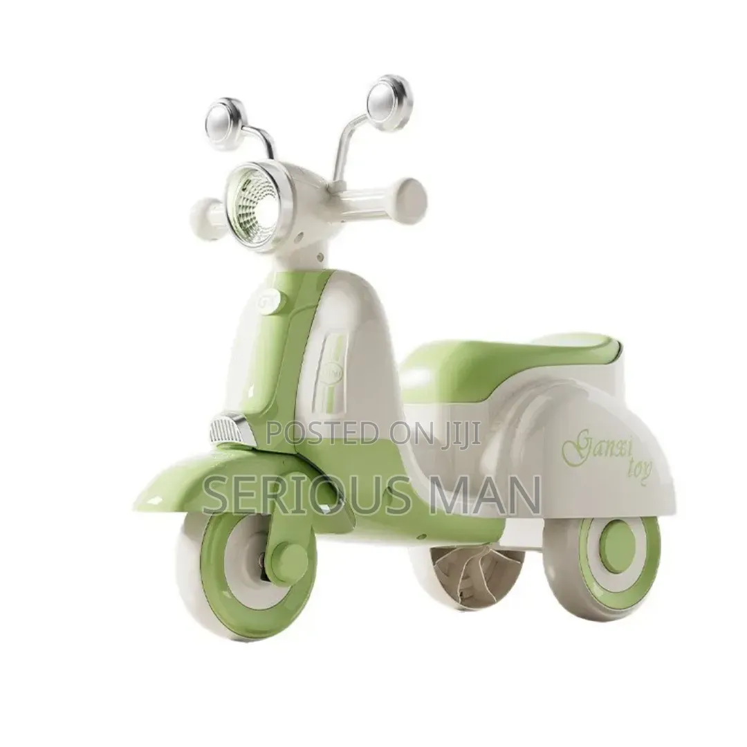 Ganzi Toy Retro Electric Ride-on Vespa Scooter