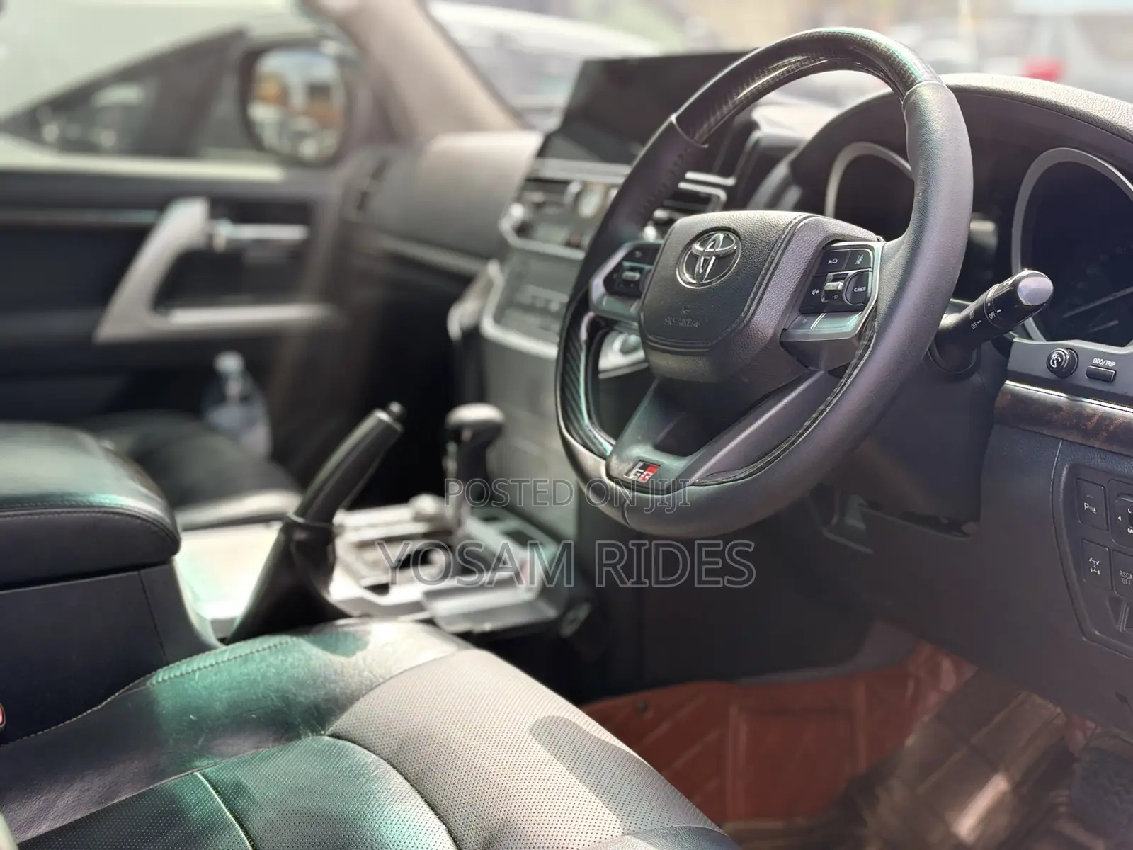 Toyota Land Cruiser 4.5 V8 GX-R 2015 Black